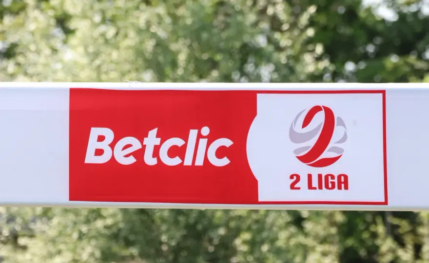 II liga - Kto awansuje, kto spada? Czytaj tabelę bezbłędnie!