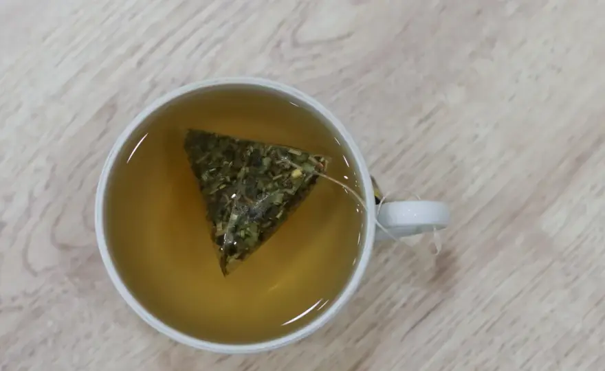 Zielona herbata dla dzieci - Kiedy tak, a kiedy unikać?