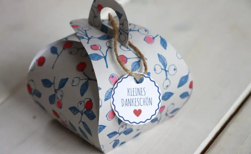 Perfekte DIY Geschenkbox basteln - Keine schiefen Kanten mehr!