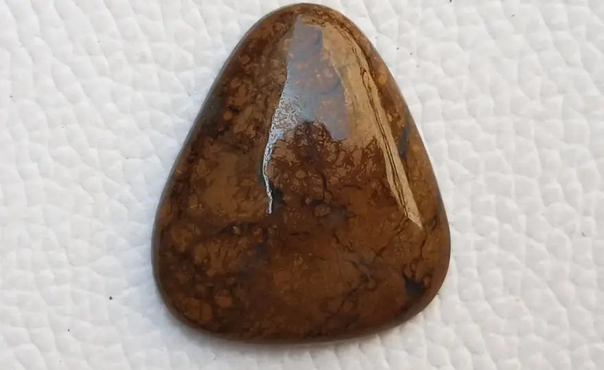 Piedra marrón - Significado, uso y cómo elegir la tuya