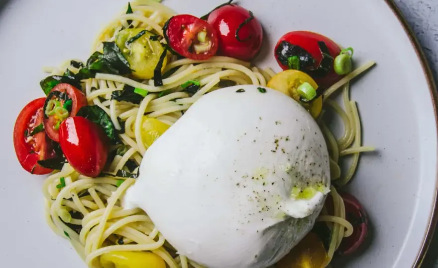 Burrata parfaite - L'art de la servir simplement