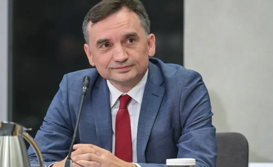 O co chodzi z Ziobro? Zaskakujące zarzuty i kontrowersje prawne