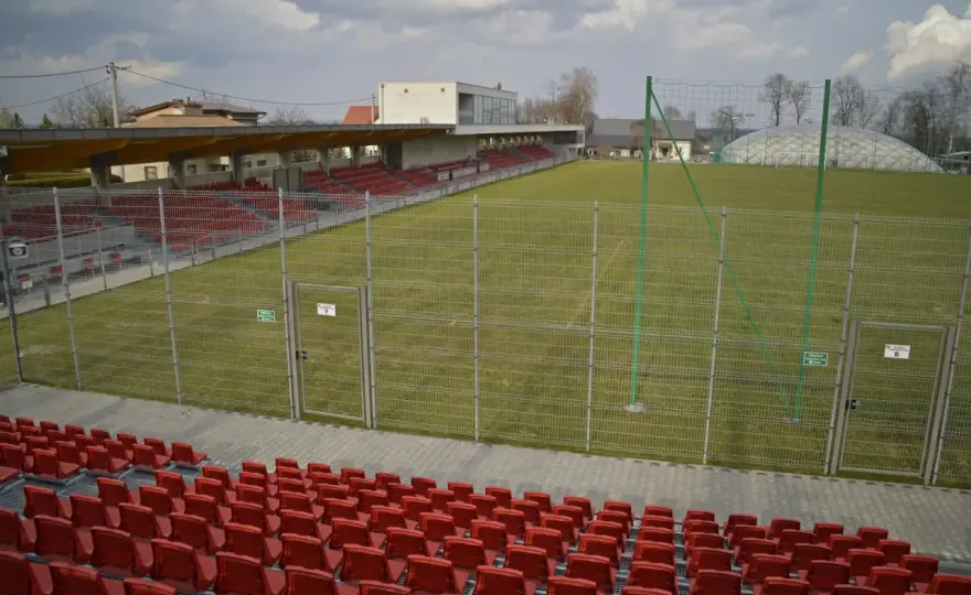 Stadion Miejski w Niepołomicach - przewodnik przed meczem