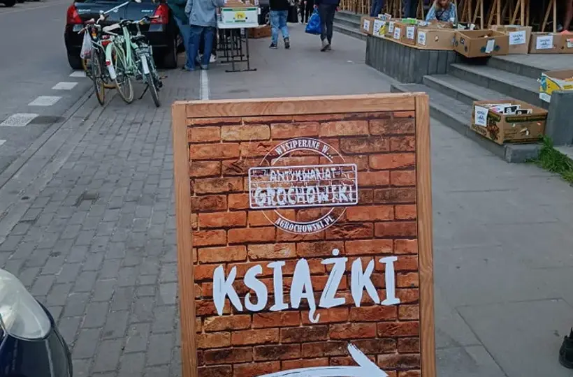 Czy w antykwariacie można sprzedać książki? Warunki i porady dla sprzedających