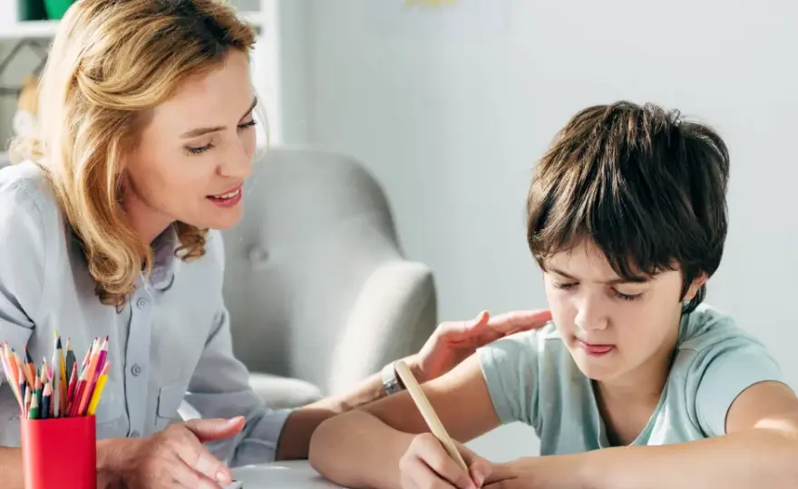 Skuteczne metody pracy z dzieckiem z dysleksją – praktyczne wskazówki dla rodziców