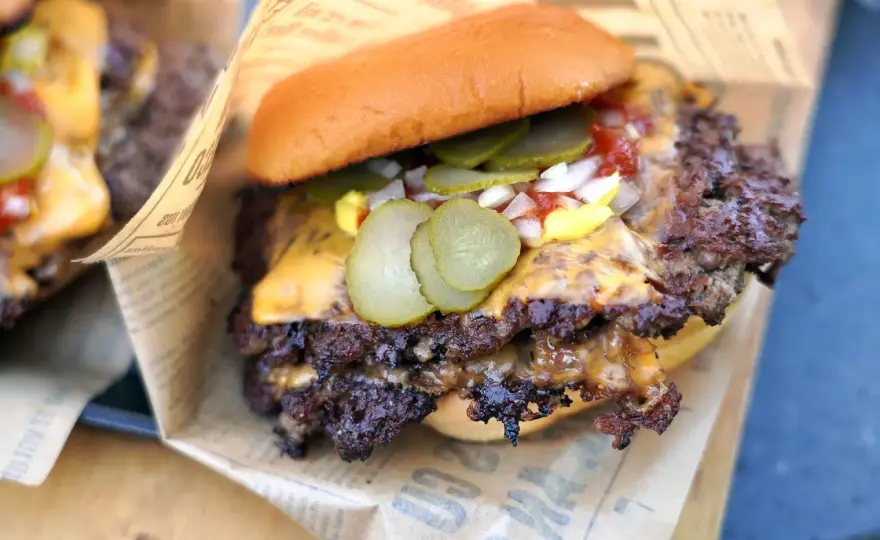 Burger-Patties perfekt selbst machen - So gelingt's!