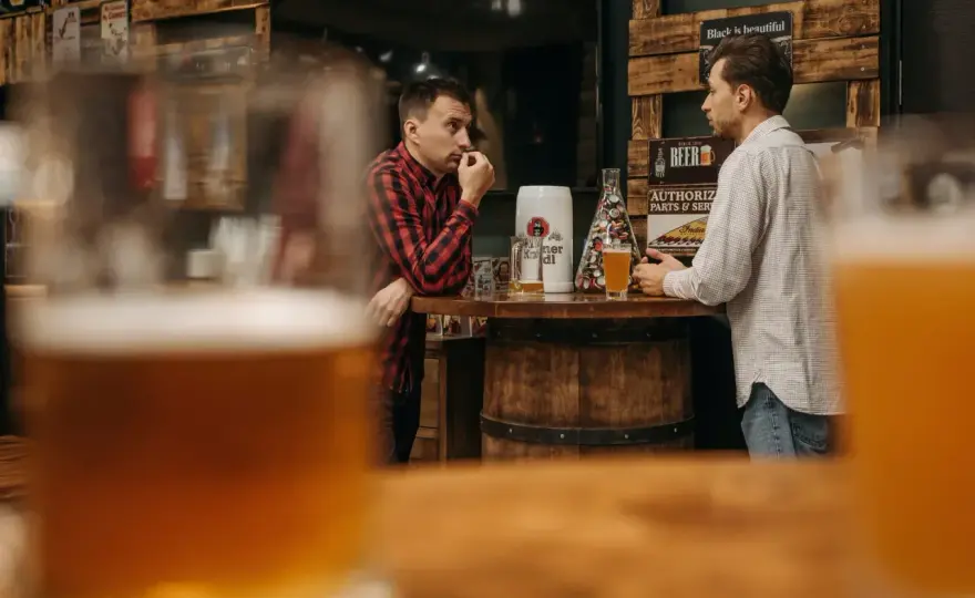 Ile schodzi jedno piwo? Prawda o czasie trzeźwienia