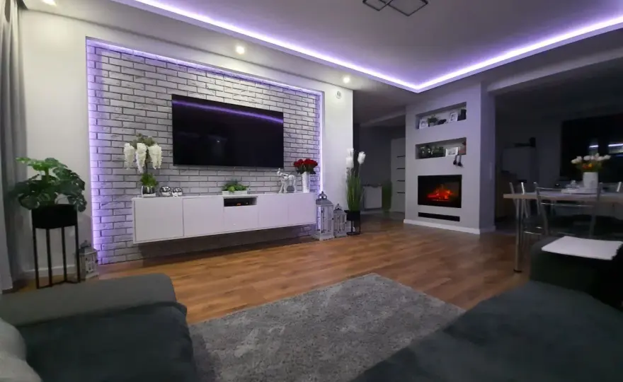 Pomysł na podświetlenie ściany - LED, TV - Piękne wnętrze bez błędów