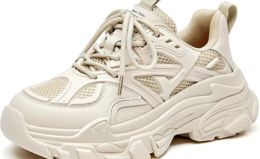 Chunky Sneaker Guide - Styling, Kauf & Pflege für deinen Look