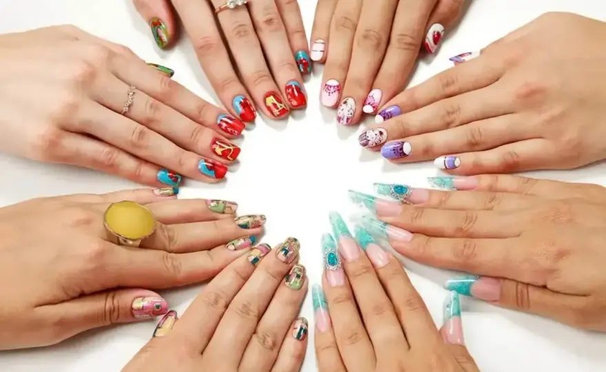 Rodzaje manicure - Który wybrać? Porównanie metod i cen