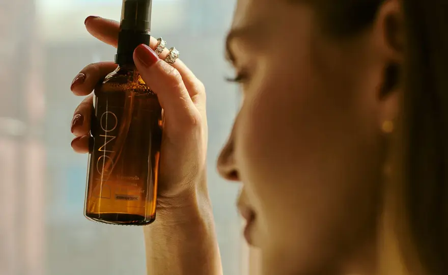 Alkohol cetylowy - czy wysusza skórę? Poznaj prawdę!