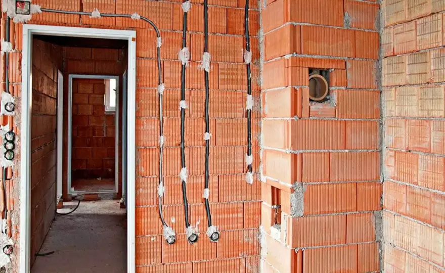 Jak wykonać instalację bezpuszkową oświetlenia: Poradnik krok po kroku