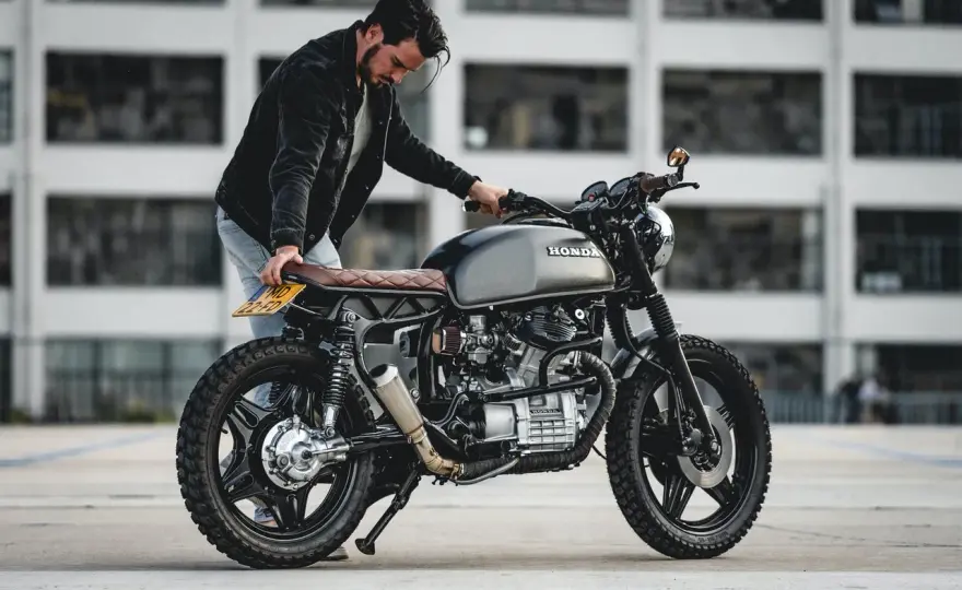Godronatura moto custom - La guida definitiva per un lavoro perfetto
