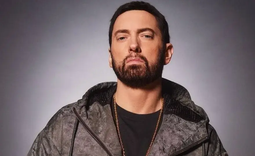 Eminem ma 53 lata: Jak wiek kształtuje jego legendę rapu?