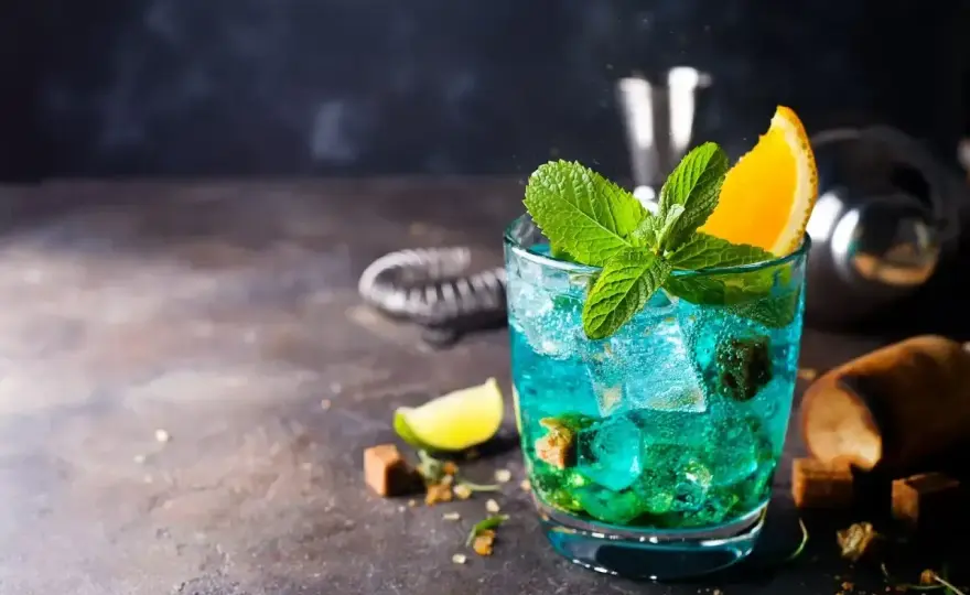 Blue lagoon w domu - prosty przepis i idealne proporcje