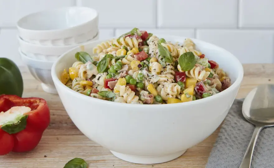 Nudelsalat ohne Mayo - So gelingt er leicht & lecker!
