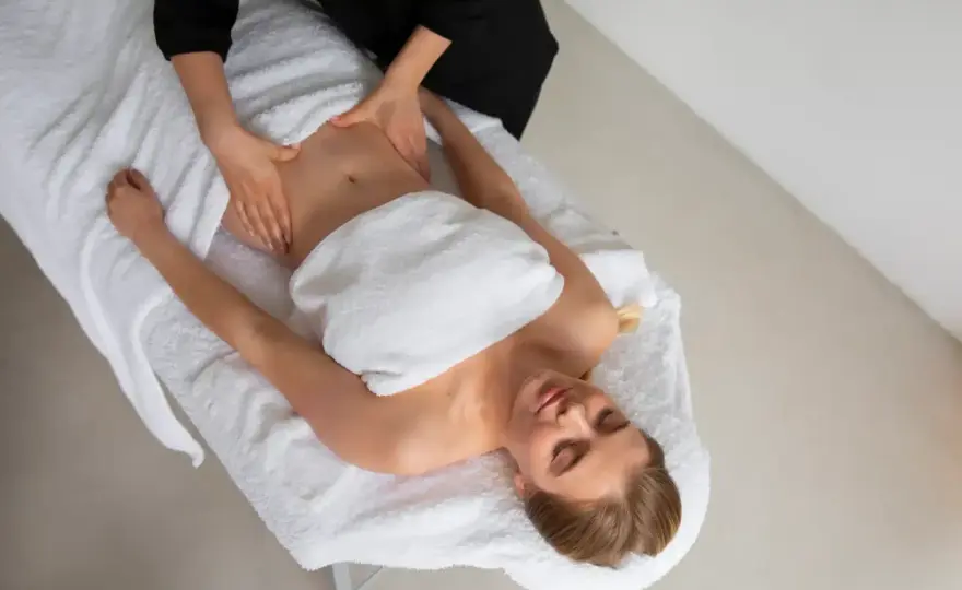 Fizjoterapeuta uroginekologiczny: Co leczy i jak Ci pomoże?