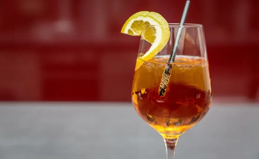 Prosecco Aperitif - Die besten Drinks & Fehler, die du vermeidest