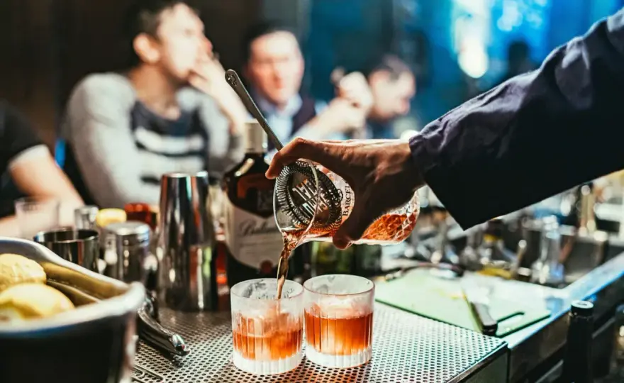 Cocktails Classiques - Les Recettes Indispensables à Maîtriser