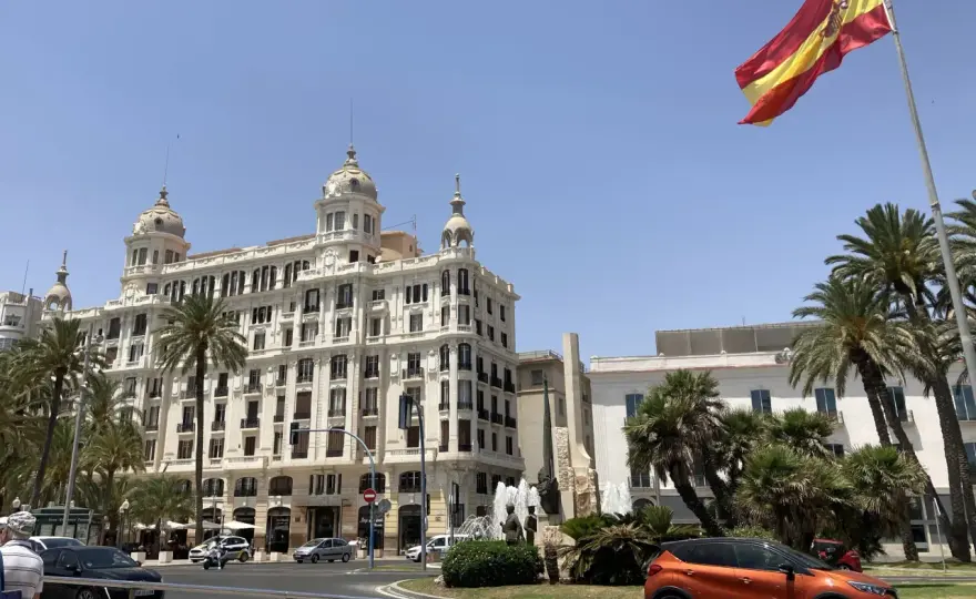 Alicante w marcu: czy warto? Pogoda, temperatury i porady