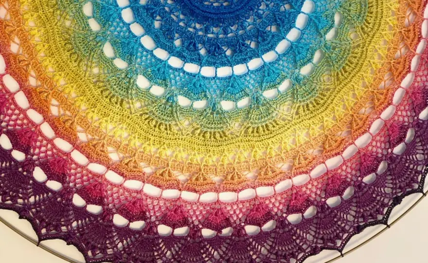 Mandala na mostku - jak wybrać idealny wzór?