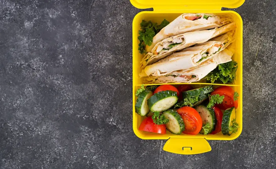 Obiad do pracy: Meal prep, bowle, na zimno jedz zdrowo i tanio!