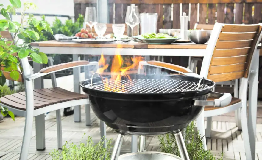 Grille BBQ - Inox ou fonte? Le guide pour bien choisir