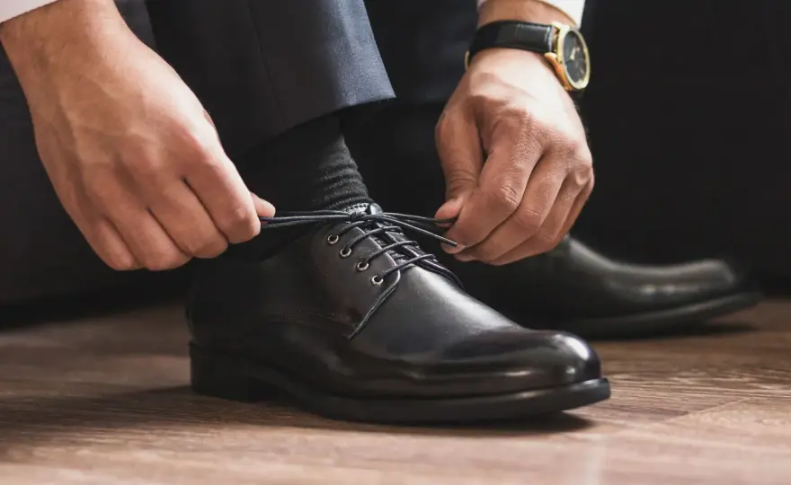 Socken zum Anzug - So gelingt der perfekte Business-Look
