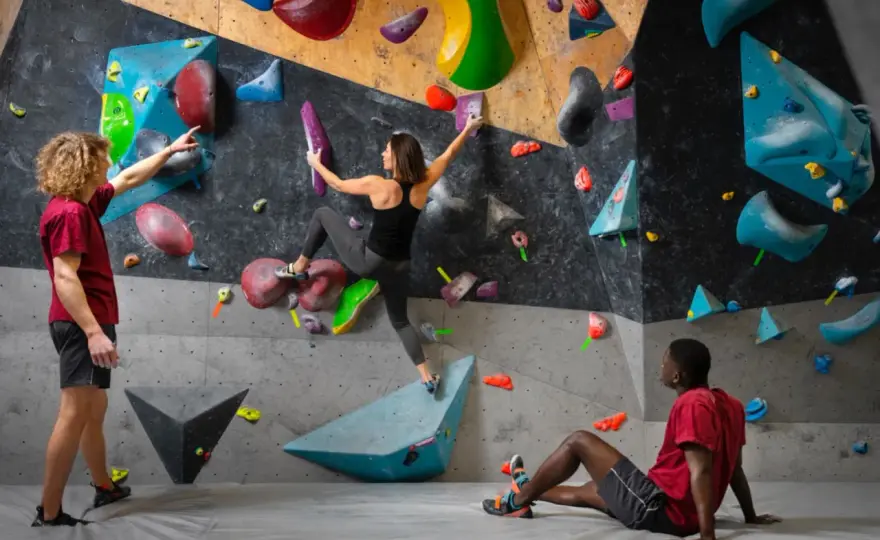 Bouldern für Anfänger - Technik, Sicherheit und Training