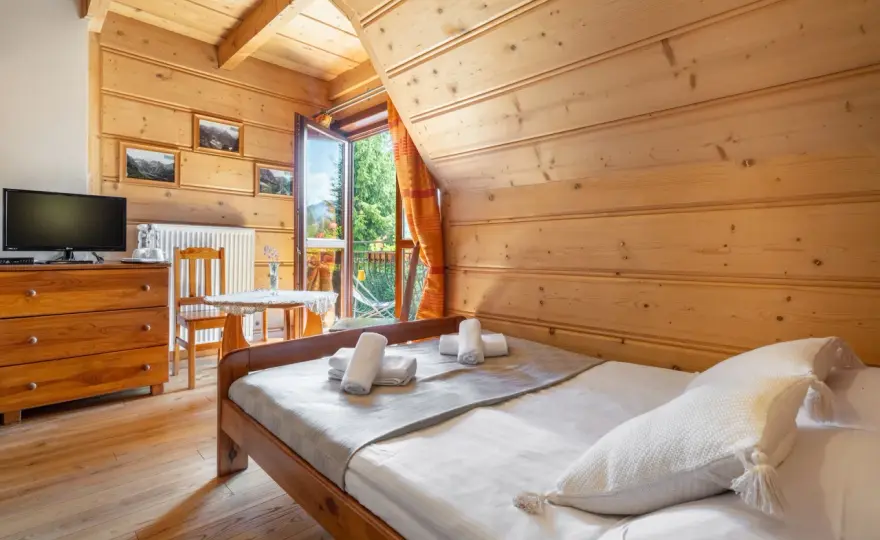 Szałas pod Szymoszkową: Widok na Tatry, Komfort i Bliskość Atrakcji