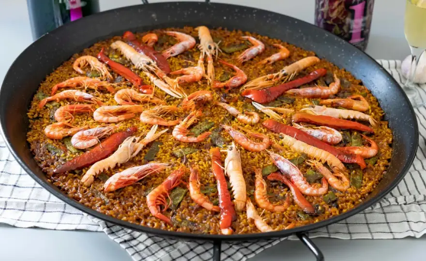 Arroz por persona en paella marinera - guía clara de cantidades
