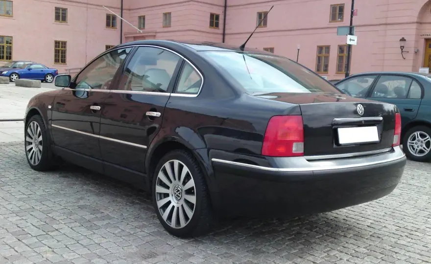 Volkswagen Passat W8 - den diskreta toppversionen