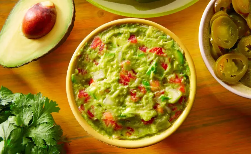 Jak zrobić guacamole z awokado - prosty przepis na idealną pastę