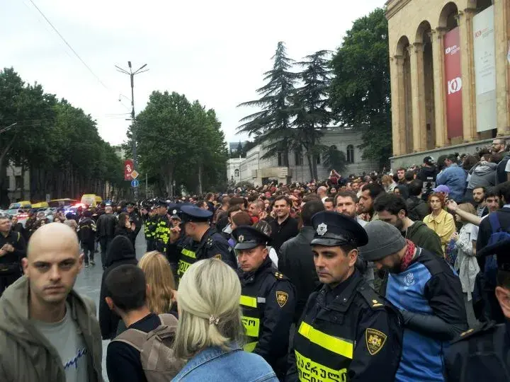 Gruzja czy jest bezpiecznie? Przeczytaj o zagrożeniach dla turystów