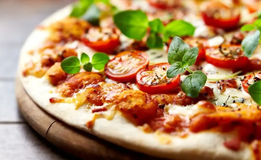  Przepis na pizze i ciasto do pizzy bez drożdży - powodzenie gwarantowane!