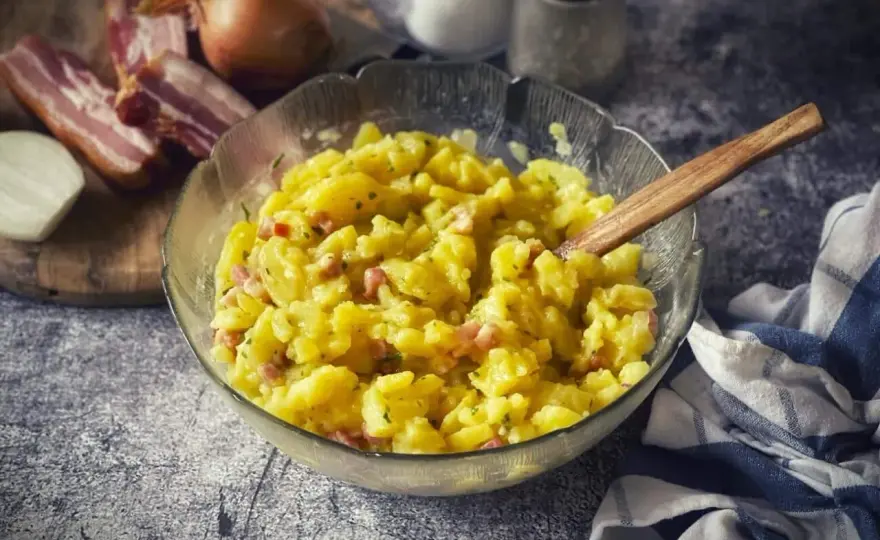 Warmer Kartoffelsalat - Tipps für die perfekte Konsistenz und Würze