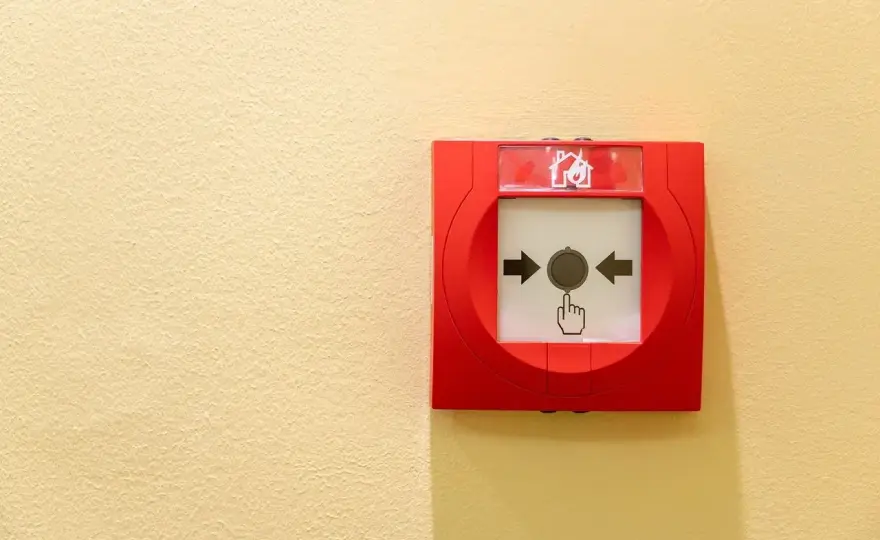Fausse alarme incendie - Causes et solutions pratiques