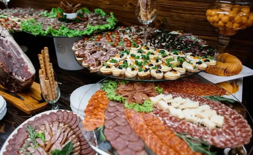 Co na wiejski stół - Sprawdzone menu, porcje i koszty na wesele