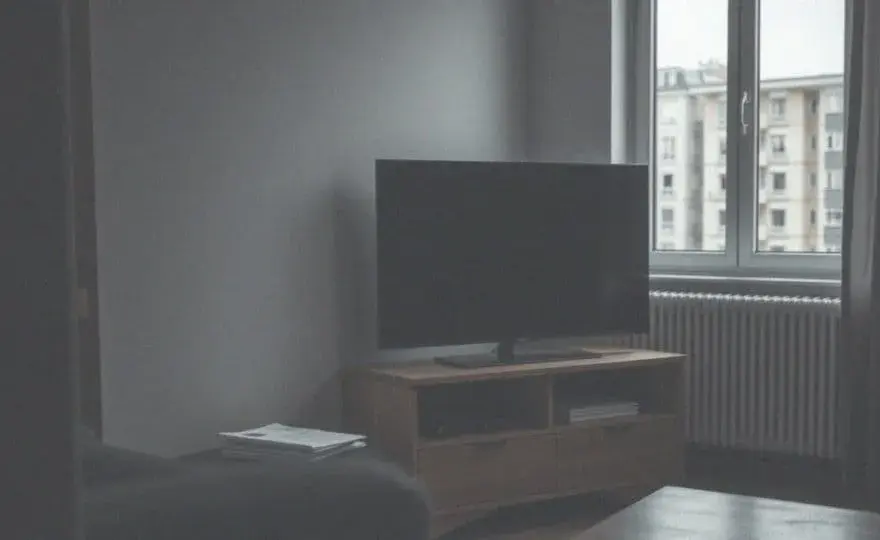 Kto płaci abonament właściciel mieszkania czy najemca? Sprawdź odpowiedź.