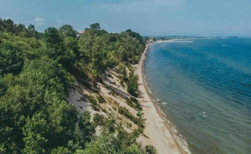Klif w Mechelinkach - Spokój i widoki. Jak zaplanować spacer?
