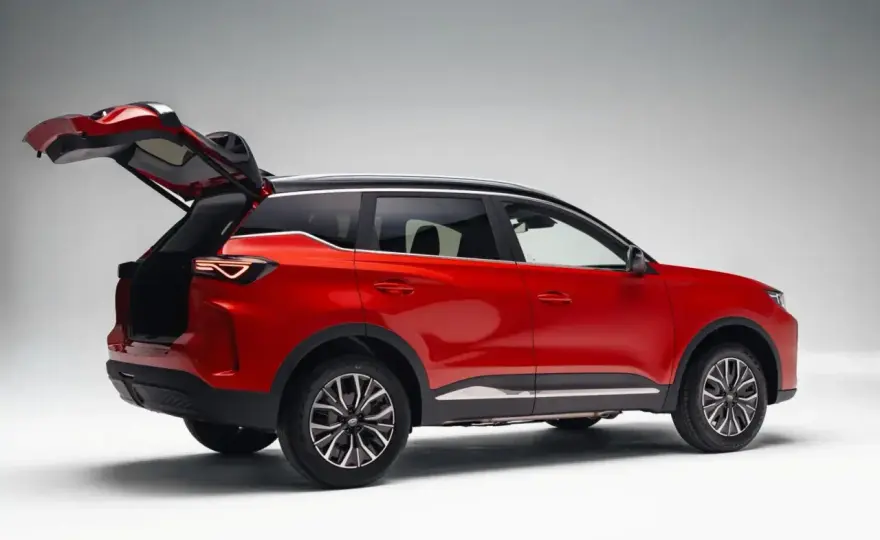 Chery Tiggo 7 - który napęd i wersja mają najwięcej sensu?