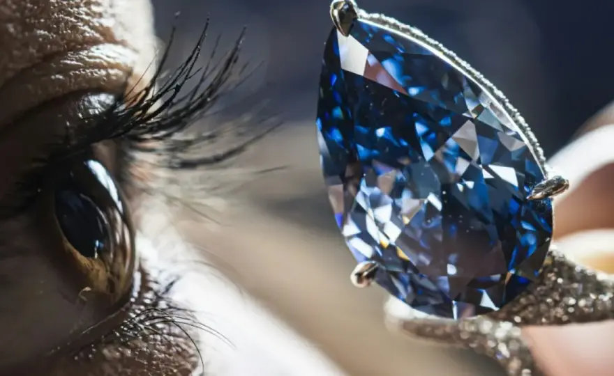 Wert blauer Diamanten - Warum Farbe wichtiger ist als Karat