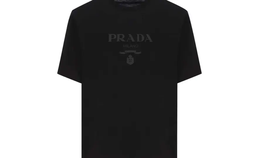 Prada T-Shirts Herren: Originale erkennen & stilvoll tragen