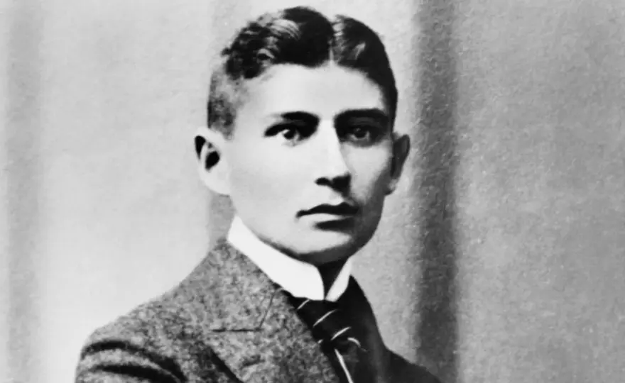 Franz Kafka - Fakty o życiu i twórczości, które pomogą go zrozumieć