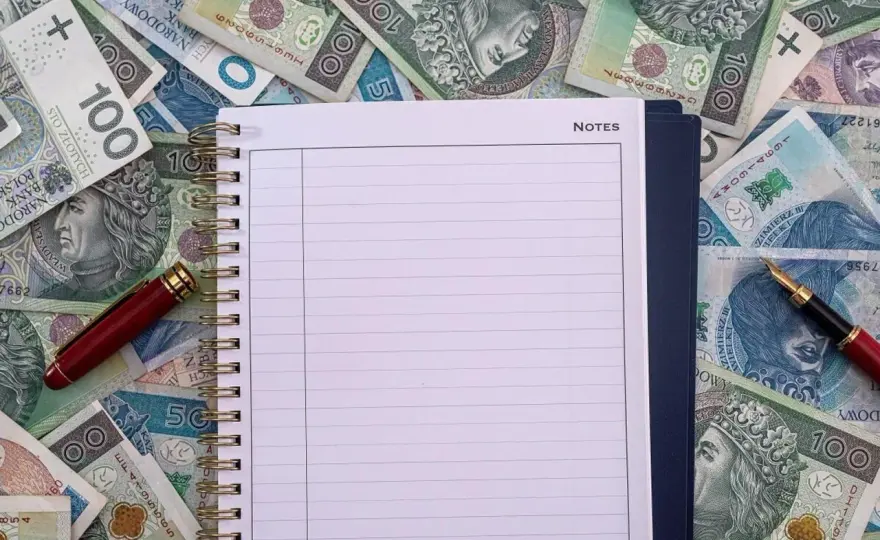 Dieta przewodniczącego rady miasta: ile zarabia? Sprawdź!
