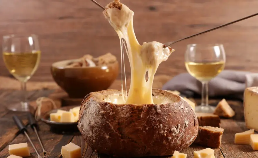 Fondue au vin blanc - La recette parfaite pour un succès garanti