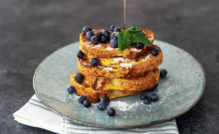 Eierbrot perfekt zubereiten - So gelingt goldbrauner French Toast