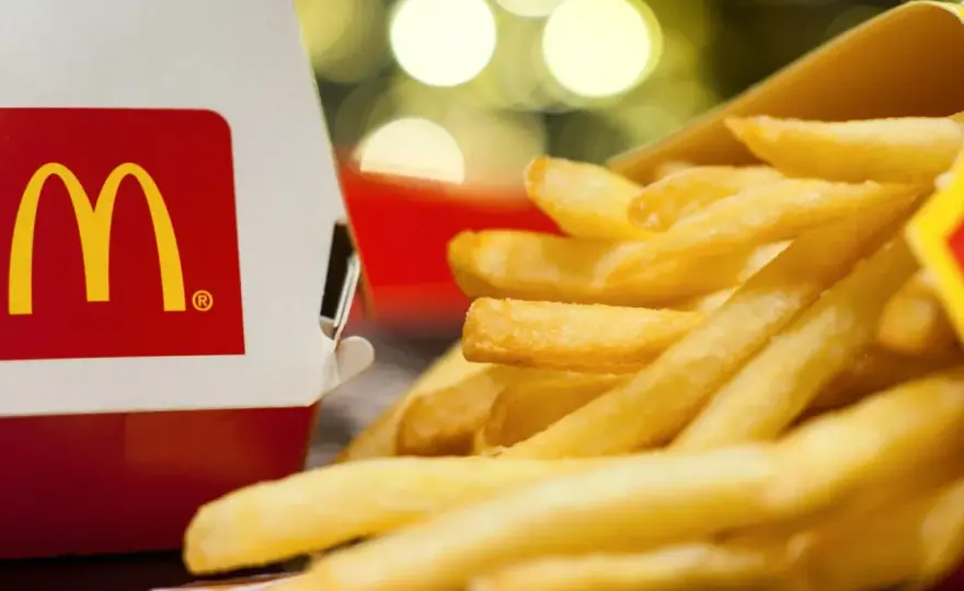 McShaker Fries w McDonald's: Cena, Smaki i Jak Kupić Taniej?