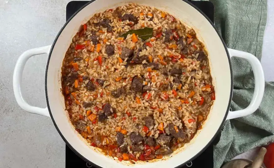 Arroz con carne suelto y sabroso - claves para acertar