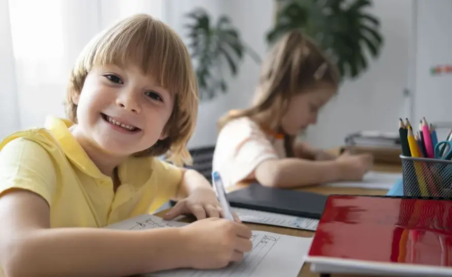 Schreiben lernen - Deutsch & Englisch: Effektive Förderung für Kinder